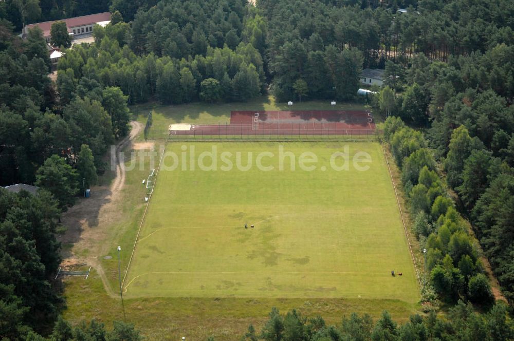 Luftaufnahme Borkheide - Sportplatz in Borkheide