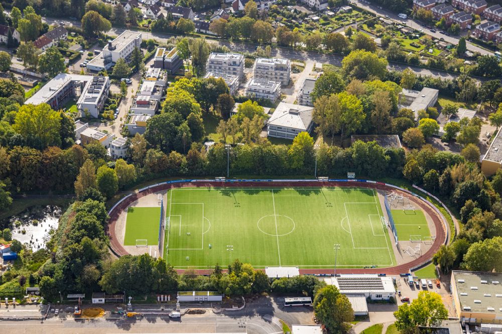 Dortmund von oben - Sportplatz- Fussballplatz des Fußball-Club Brünninghausen von 1927 e.V. in Dortmund im Bundesland Nordrhein-Westfalen, Deutschland