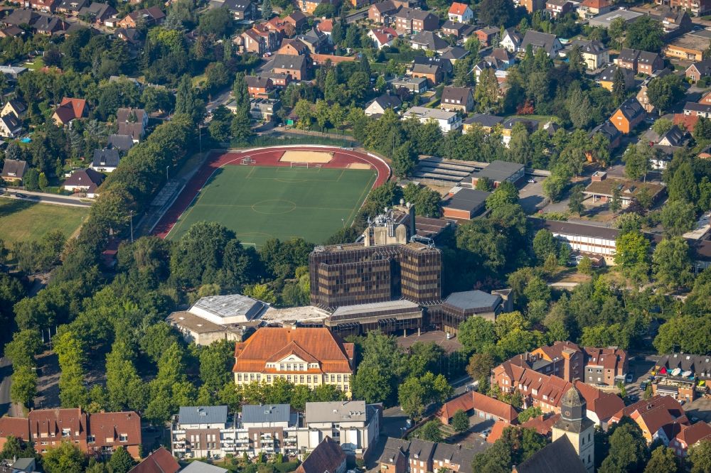 Ahlen von oben - Sportplatz- Fussballplatz Lindensportplatz - Stadion in Ahlen/Westfalen in Ahlen im Bundesland Nordrhein-Westfalen, Deutschland