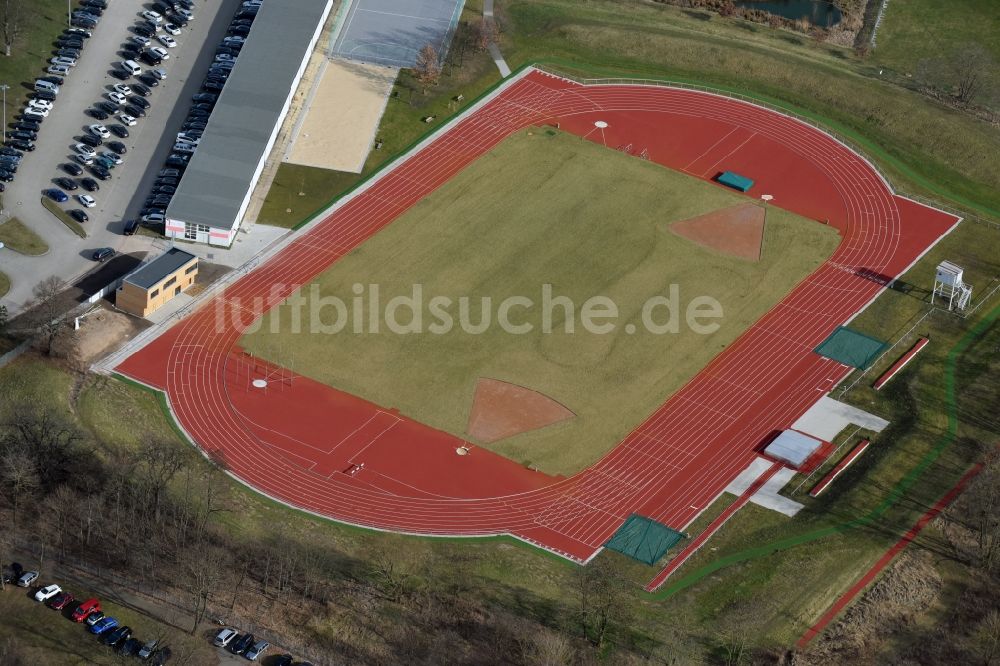 Luftaufnahme Magdeburg - Sportplatz- Fussballplatz 1. FC Magdeburg e.V. Friedrich-Ebert-Straße im Ortsteil Cracau in Magdeburg im Bundesland Sachsen-Anhalt