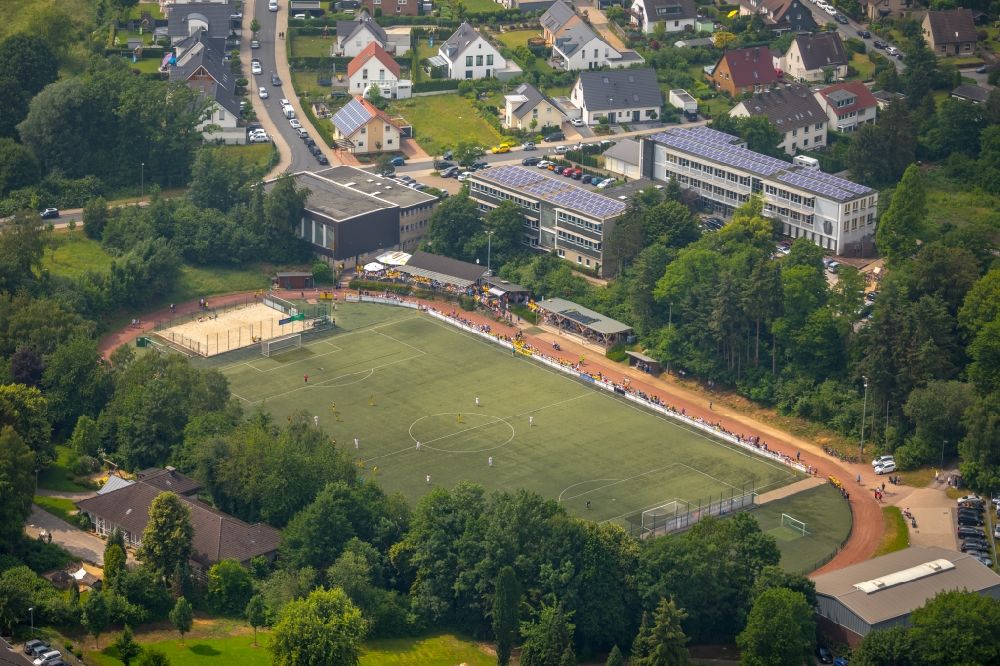 Luftbild Niederwenigern - Sportplatz- Fussballplatz der Sportfreunde Niederwenigern 1924 e.V. in Niederwenigern im Bundesland Nordrhein-Westfalen, Deutschland