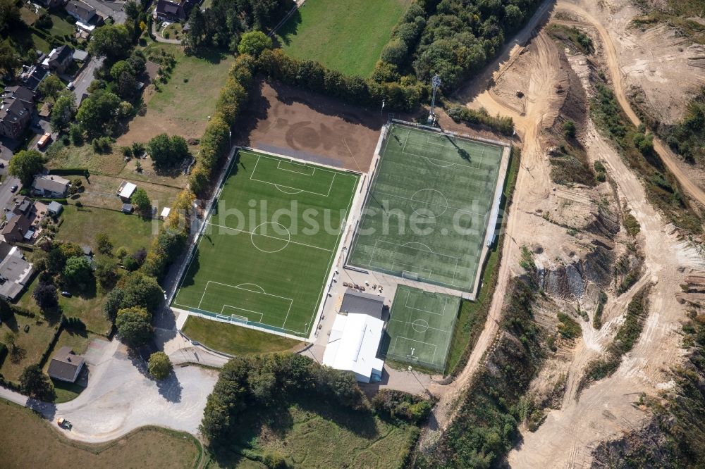 Luftaufnahme Stolberg - Sportplatz- Fussballplatz FC Stolberg in Stolberg im Bundesland Nordrhein-Westfalen, Deutschland