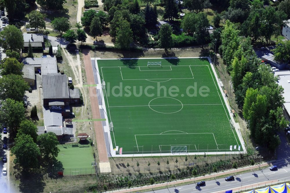 Luftbild Teltow - Sportplatz- Fussballplatz Teltower Fußballverein 1913 in Teltow im Bundesland Brandenburg, Deutschland