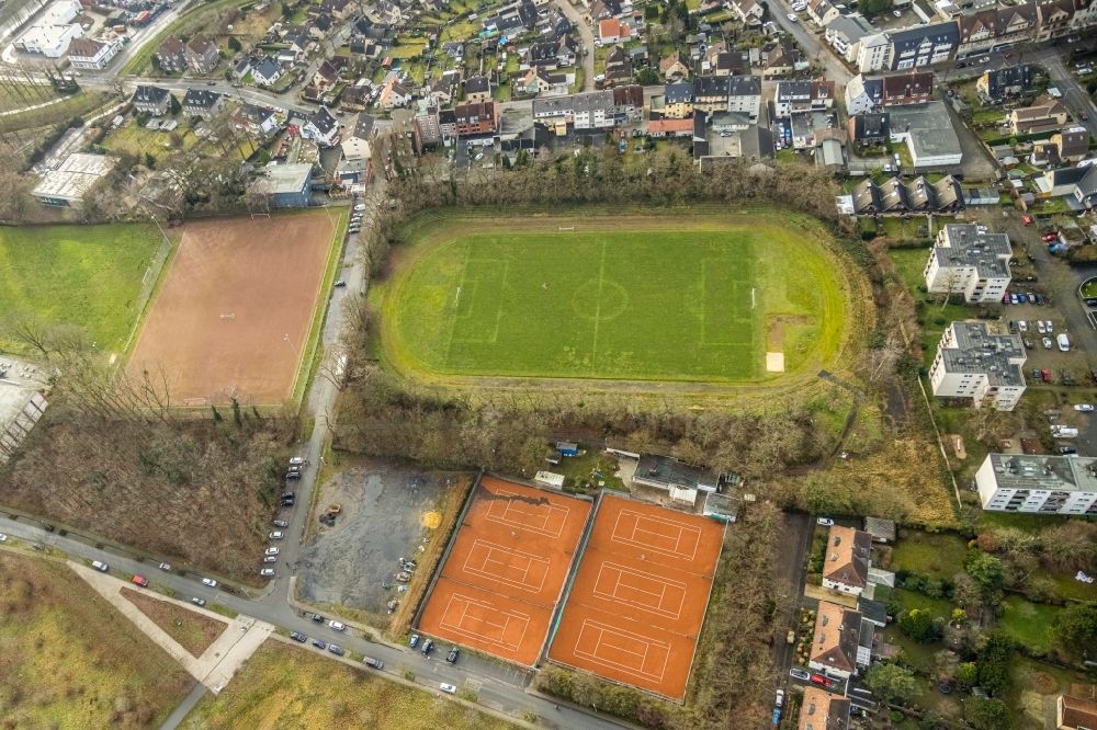 Luftaufnahme Herringen - Sportplatz- Fussballplatz und Tennisplatz in Herringen im Bundesland Nordrhein-Westfalen, Deutschland