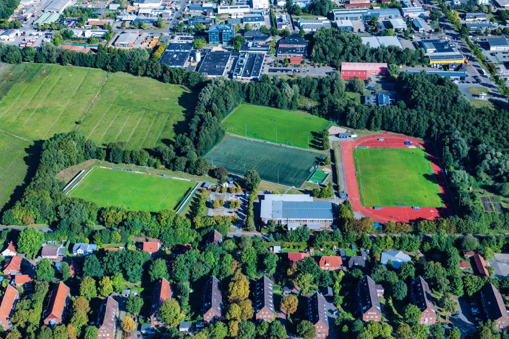 Luftbild Stade - Sportplatz- Fussballplatz VFL Stade in Stade im Bundesland Niedersachsen, Deutschland