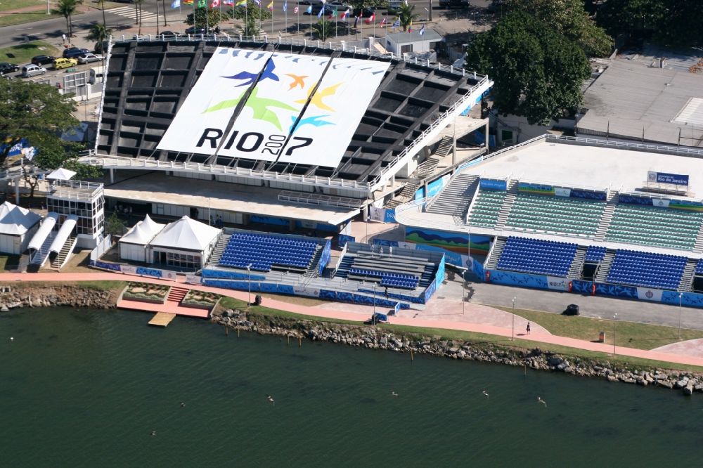 Luftaufnahme Rio de Janeiro - Sportstätte der Wasser- Ski Wettkämpfe anlässlich der 15. Pan-Amerikanischen Spiele 2007 am Ufer des Sees Lagoa Rodrigo de Freitas in Rio de Janeiro in Brasilien