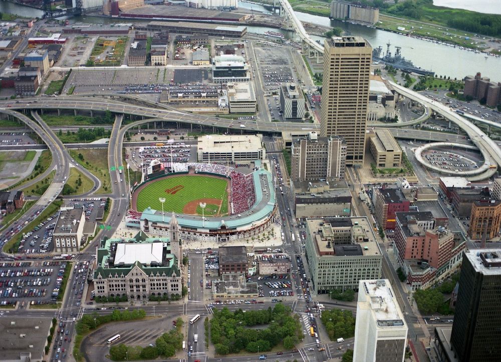 Buffalo von oben - Sportstätten-Gelände der Arena des Buffalo Bisons Baseball Stadion in Buffalo in New York, USA