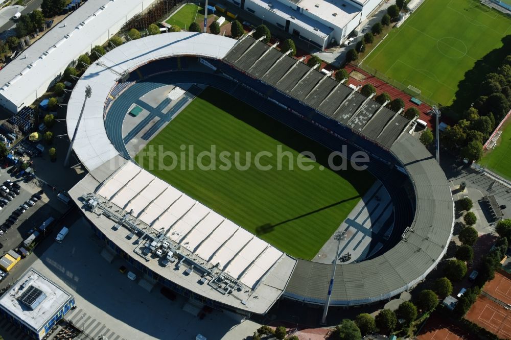 Luftbild Braunschweig - Sportstätten-Gelände der Arena des Eintracht- Stadion in Braunschweig im Bundesland Niedersachsen