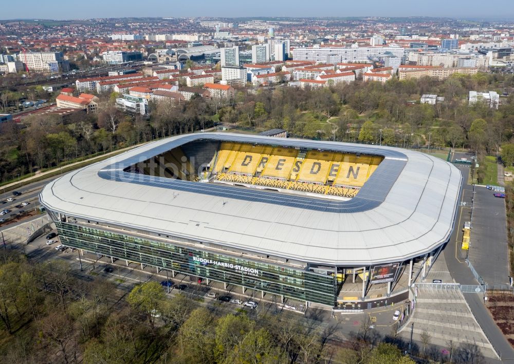 Dresden aus der Vogelperspektive: Sportstätten-Gelände der Arena des Rudolf- Harbig- Stadion in Dresden im Bundesland Sachsen
