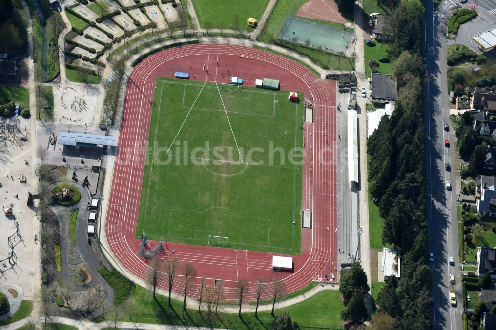 Beersel von oben - Sportstätten-Gelände der Arena des Stadion in Beersel in Vlaanderen, Belgien