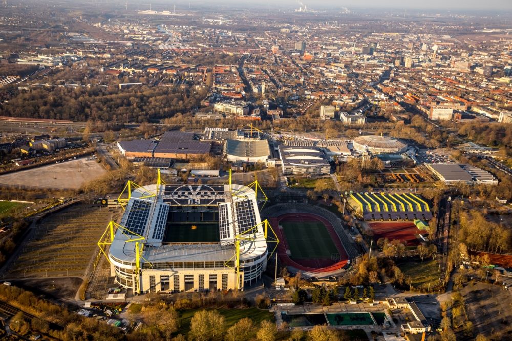 Luftbild Dortmund - Sportstätten-Gelände der Arena des Stadion in Dortmund im Bundesland Nordrhein-Westfalen