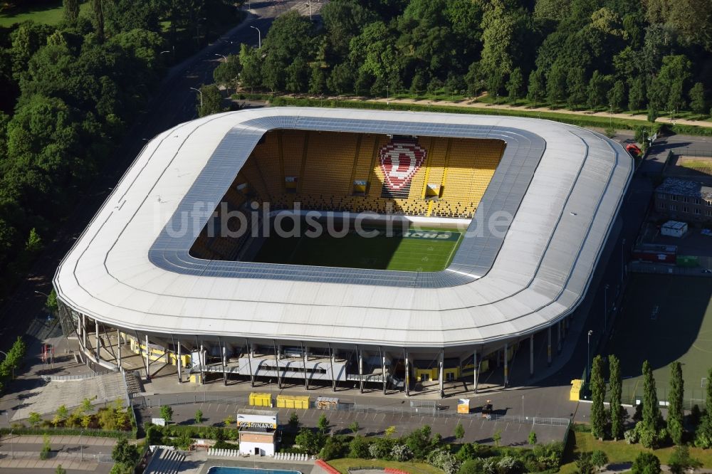 Dresden von oben - Sportstätten-Gelände der Arena des Stadion in Dresden im Bundesland Sachsen