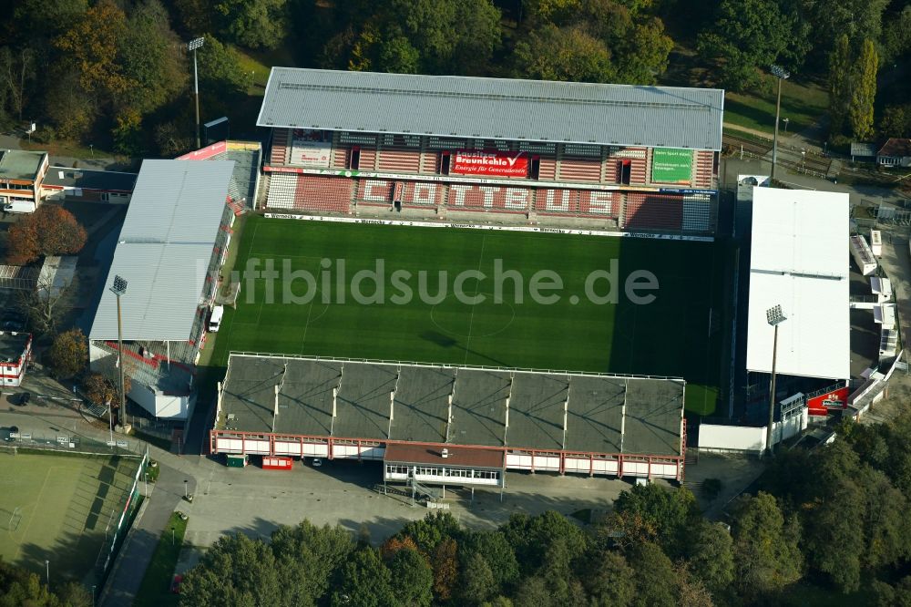 Cottbus aus der Vogelperspektive: Sportstätten-Gelände der Arena des Stadion der Freundschaft des Fußballclubs FC Energie in Cottbus im Bundesland Brandenburg