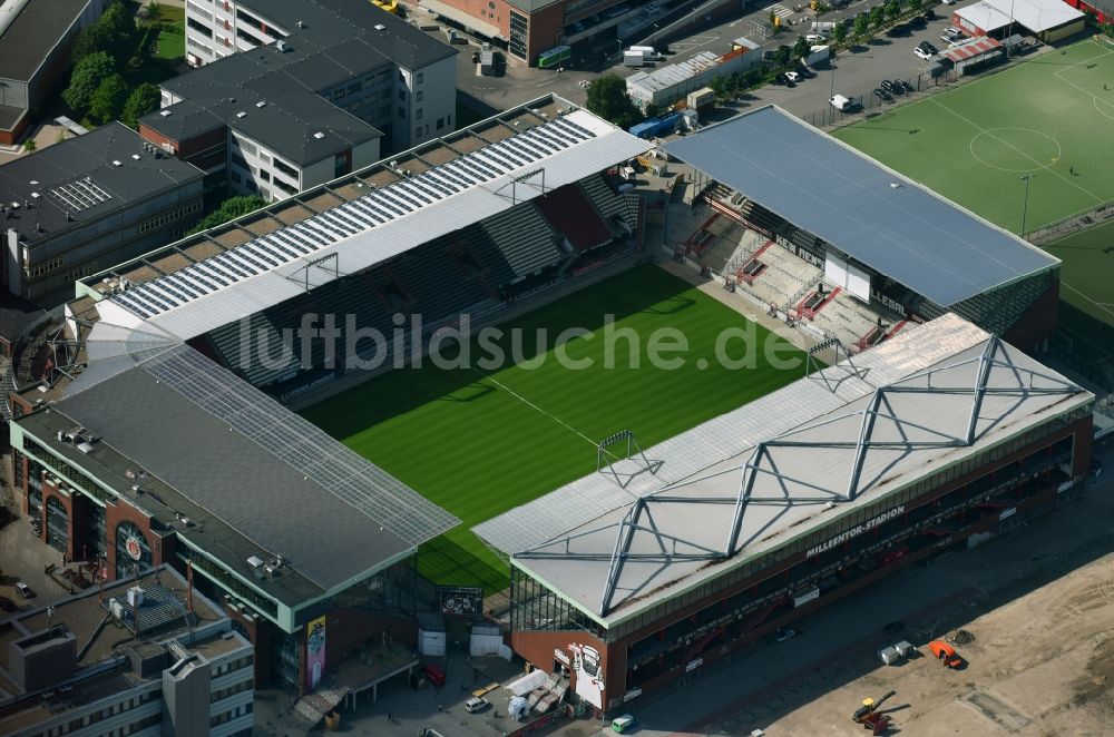 Luftbild Hamburg - Sportstätten-Gelände der Arena des Stadion in Hamburg