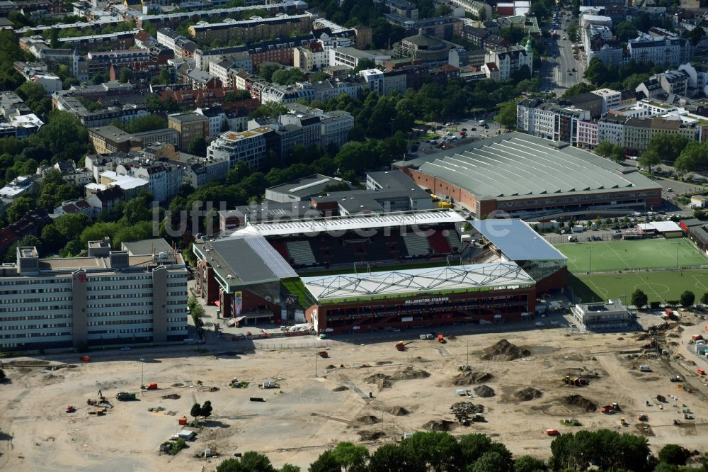 Hamburg von oben - Sportstätten-Gelände der Arena des Stadion in Hamburg