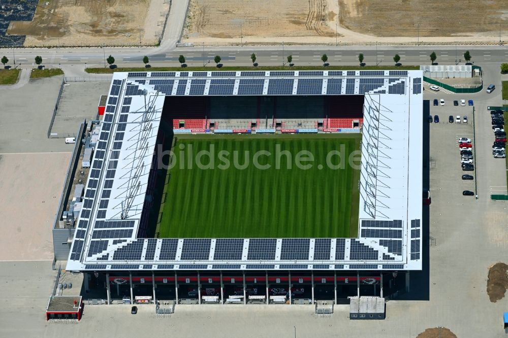 Ingolstadt aus der Vogelperspektive: Sportstätten-Gelände der Arena des Stadion in Ingolstadt im Bundesland Bayern