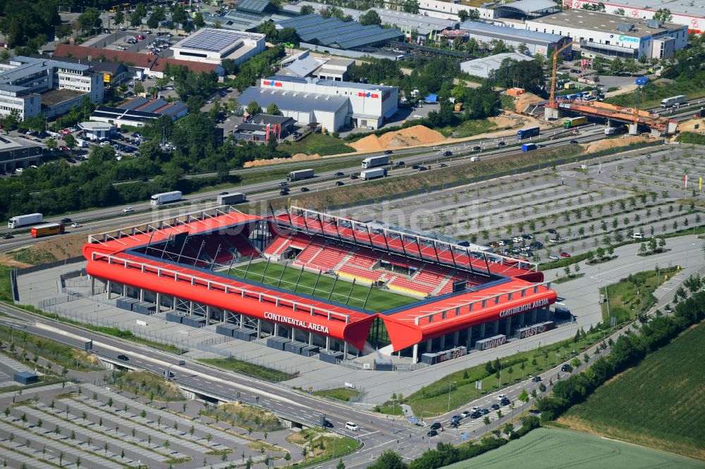 Luftaufnahme Regensburg - Sportstätten-Gelände der Arena des Stadion Jahnstadion in Regensburg im Bundesland Bayern, Deutschland