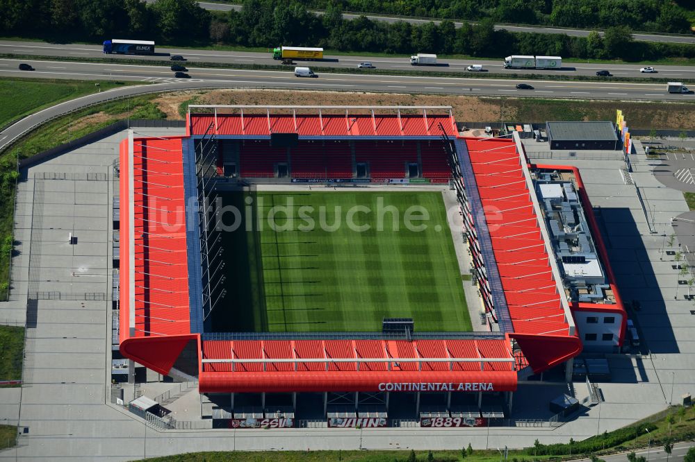 Luftbild Regensburg - Sportstätten-Gelände der Arena des Stadion Jahnstadion in Regensburg im Bundesland Bayern, Deutschland