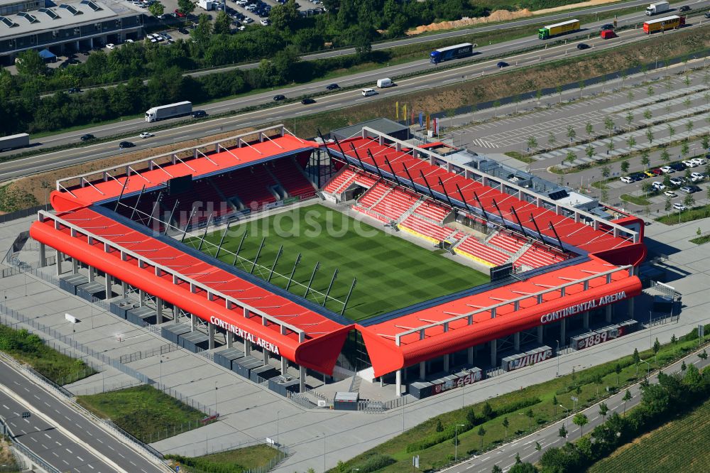Regensburg von oben - Sportstätten-Gelände der Arena des Stadion Jahnstadion in Regensburg im Bundesland Bayern, Deutschland