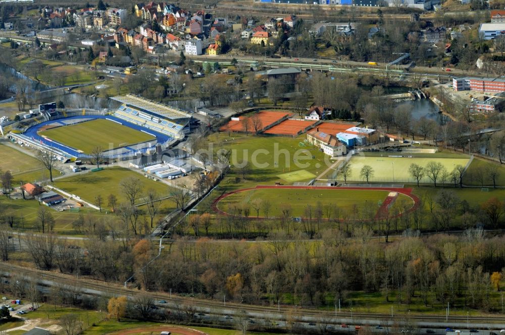 Jena aus der Vogelperspektive: Sportstätten-Gelände der Arena des Stadion in Jena im Bundesland Thüringen