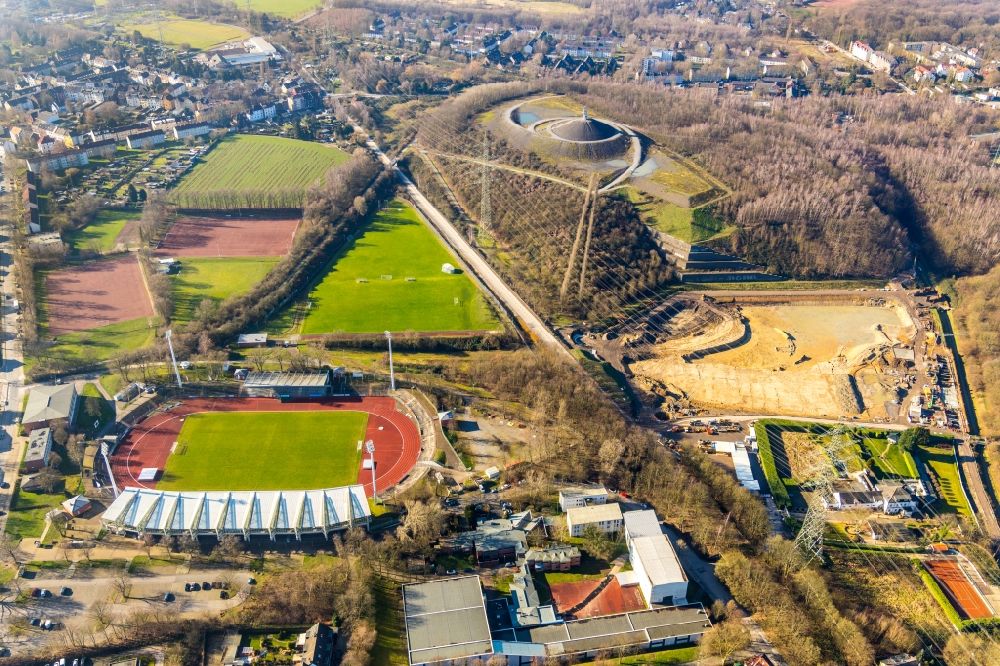 Bochum aus der Vogelperspektive: Sportstätten-Gelände der Arena des Stadion Lohrheidestadion im Ortsteil Wattenscheid in Bochum im Bundesland Nordrhein-Westfalen