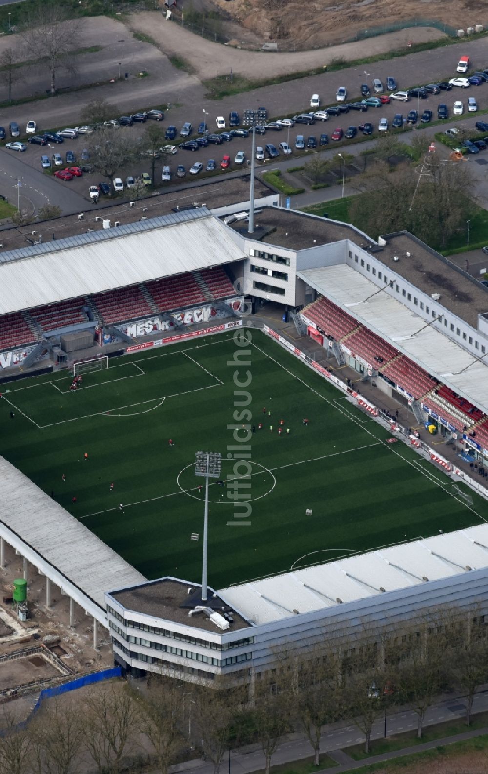 Luftbild Maastricht - Sportstätten-Gelände der Arena des Stadion in Maastricht in Limburg, Niederlande