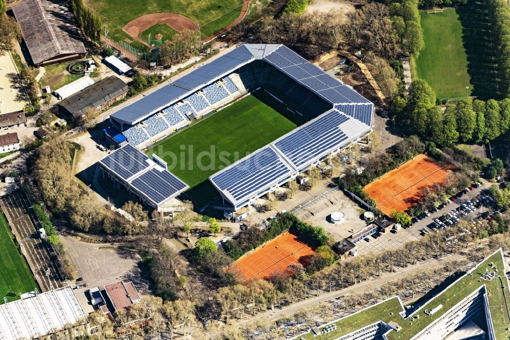 Mannheim von oben - Sportstätten-Gelände der Arena des Stadion in Mannheim im Bundesland Baden-Württemberg