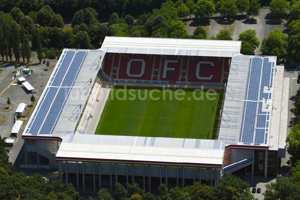Luftaufnahme Offenbach am Main - Sportstätten-Gelände der Arena des Stadion in Offenbach am Main im Bundesland Hessen