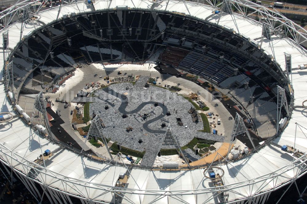 London aus der Vogelperspektive: Sportstätten-Gelände der Arena des Stadion Olympiastadion in London in England, Vereinigtes Königreich