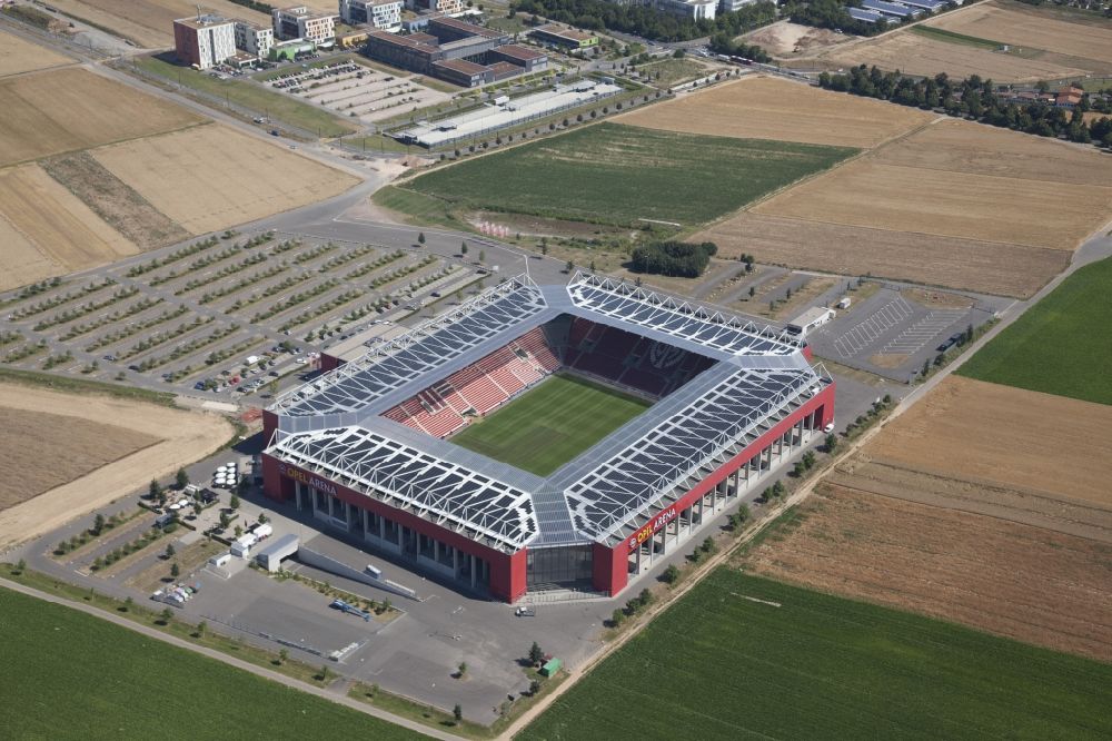 Luftbild Mainz - Sportstätten-Gelände der Arena des Stadion OPEL ARENA in Mainz im Bundesland Rheinland-Pfalz, Deutschland