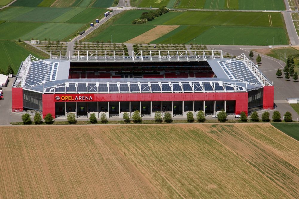 Mainz aus der Vogelperspektive: Sportstätten-Gelände der Arena des Stadion OPEL ARENA in Mainz im Bundesland Rheinland-Pfalz, Deutschland