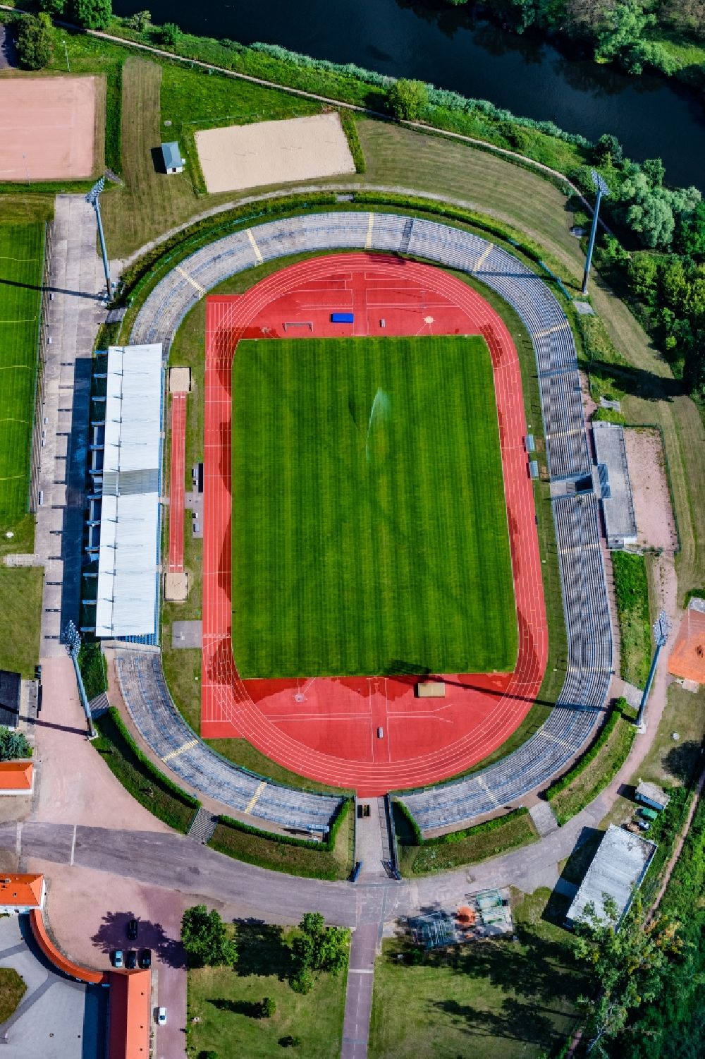 Luftbild Dessau - Sportstätten-Gelände der Arena des Stadion Paul-Greifzu-Stadion in Dessau im Bundesland Sachsen-Anhalt, Deutschland