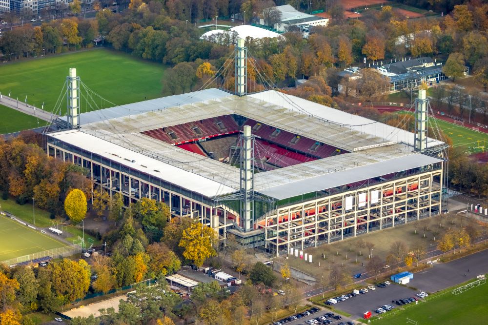 Luftbild Köln - Sportstätten-Gelände der Arena des Stadion Rhein Energie STADION im Ortsteil Lindenthal in Köln im Bundesland Nordrhein-Westfalen, Deutschland