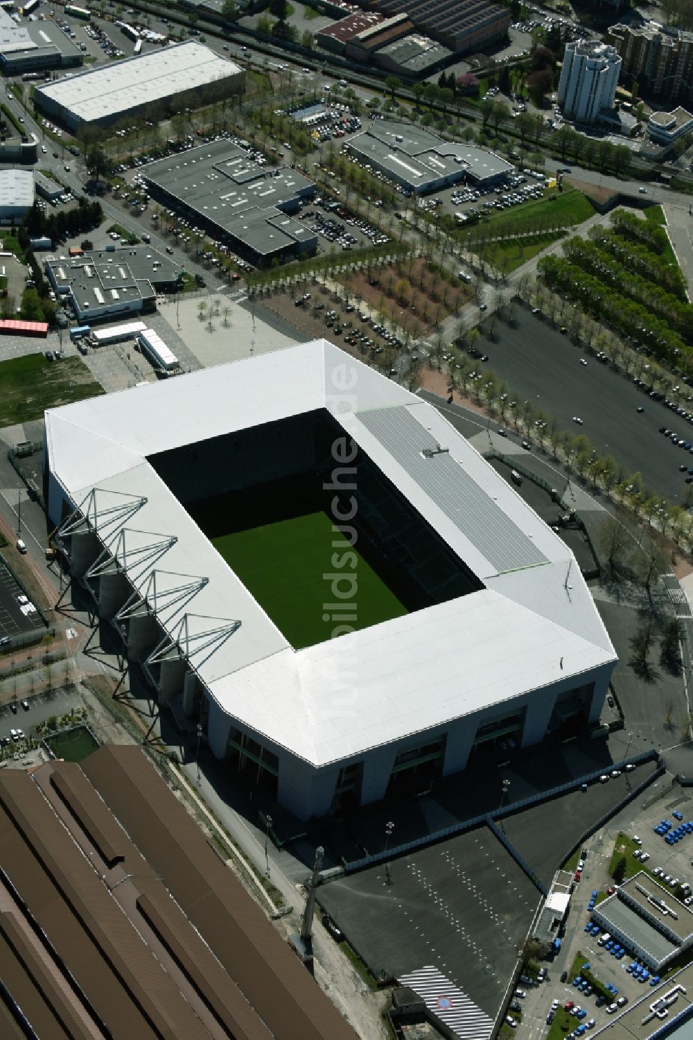 Saint-Etienne von oben - Sportstätten-Gelände der Arena des Stadion in Saint-Etienne in Auvergne Rhone-Alpes, Frankreich