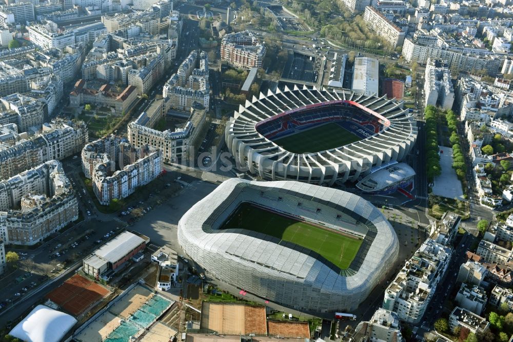Paris von oben - Sportstätten-Gelände der Arena des Stadion Stade Jean Bouin an der Avenue du General Sarrail in Paris in Ile-de-France, Frankreich