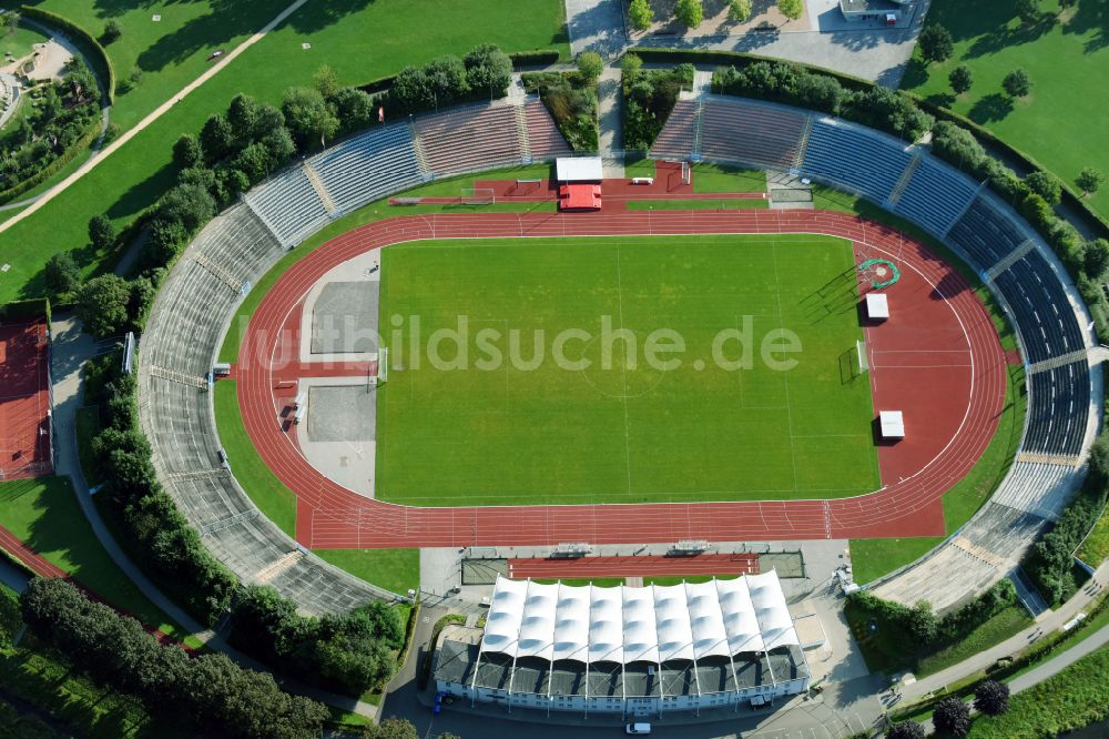 Gera aus der Vogelperspektive: Sportstätten-Gelände der Arena des Stadion Stadion der Freundschaft in Gera im Bundesland Thüringen, Deutschland