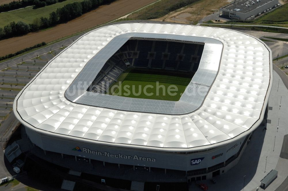 Sinsheim von oben - Sportstätten-Gelände der Arena des Stadion WIRSOL Rhein-Neckar-Arena in Sinsheim im Bundesland Baden-Württemberg