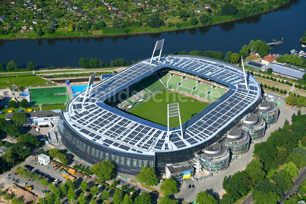 Bremen von oben - Sportstätten-Gelände der Arena des Stadion wohninvest WESERSTADION in Bremen, Deutschland