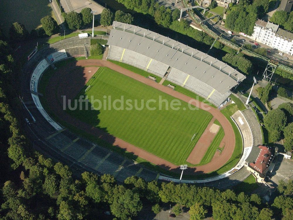 Luftaufnahme Wuppertal - Sportstätten-Gelände der Arena des Stadion Am Zoo in Wuppertal im Bundesland Nordrhein-Westfalen, Deutschland