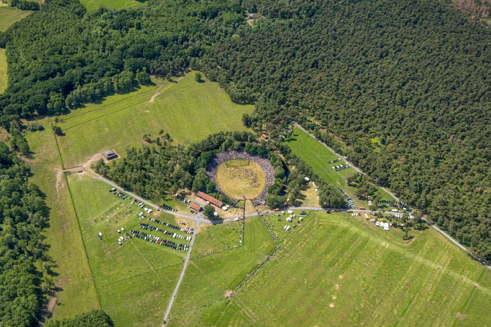 Luftaufnahme Merfeld - Sportstätten-Gelände der Arena Wildpferdearena in Merfeld im Bundesland Nordrhein-Westfalen, Deutschland