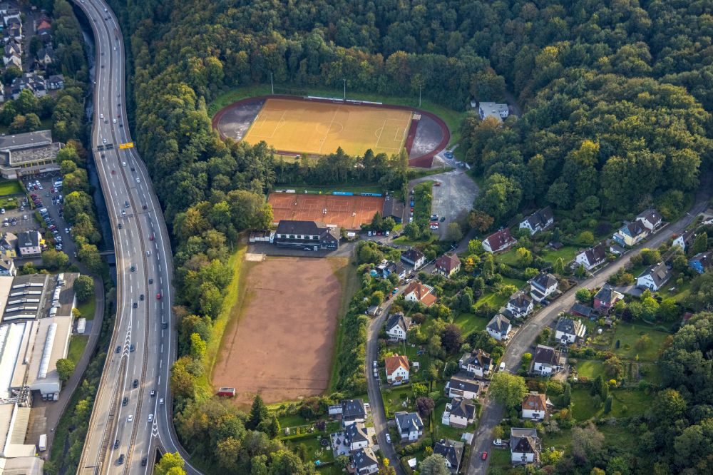 Luftaufnahme Siegen - Sportstätten-Gelände am Köhlerweg in Siegen im Bundesland Nordrhein-Westfalen