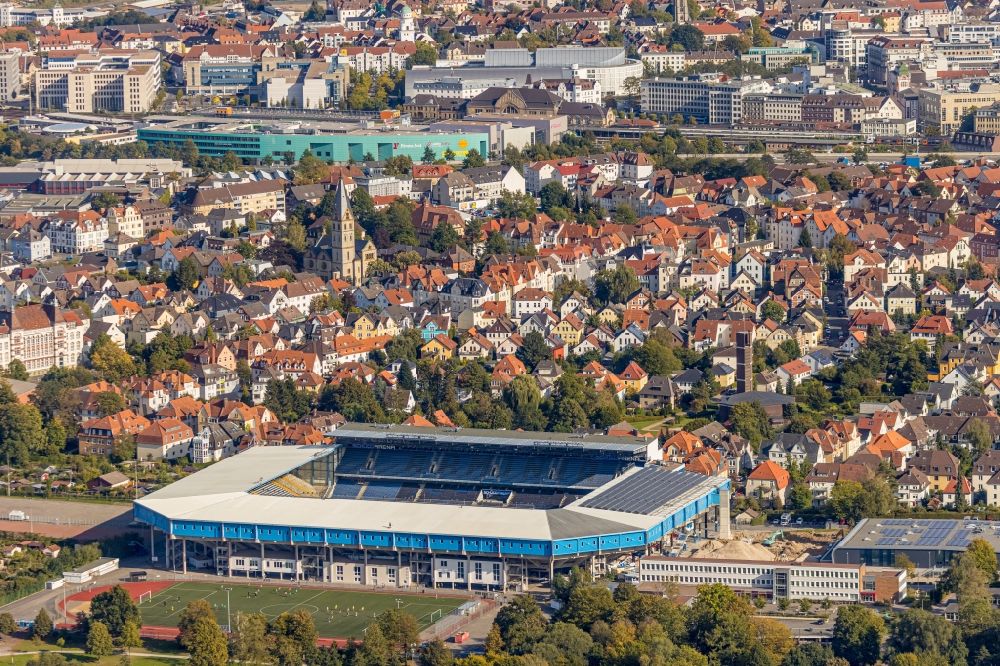 Bielefeld von oben - Sportstätten-Gelände der SchücoArena in Bielefeld im Bundesland Nordrhein-Westfalen, Deutschland
