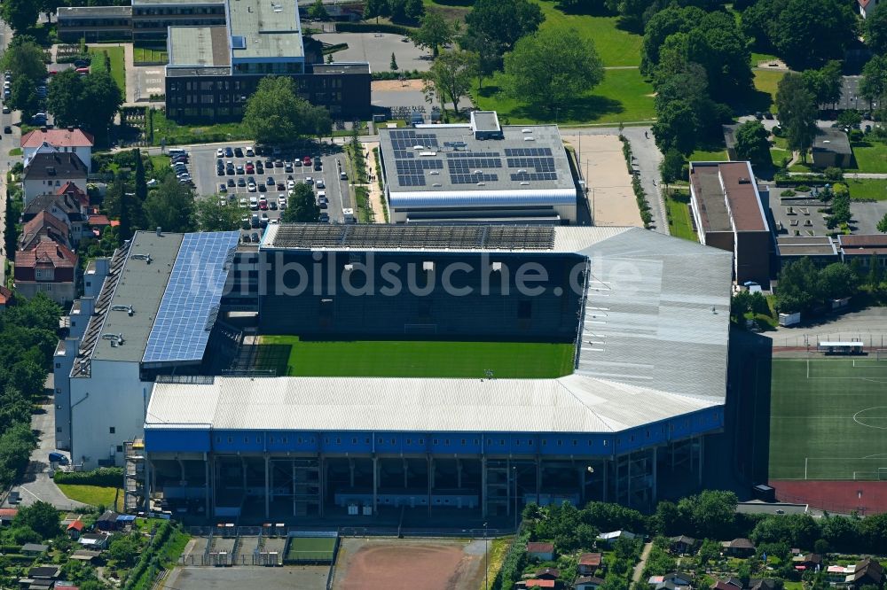 Bielefeld von oben - Sportstätten-Gelände der SchücoArena in Bielefeld im Bundesland Nordrhein-Westfalen, Deutschland