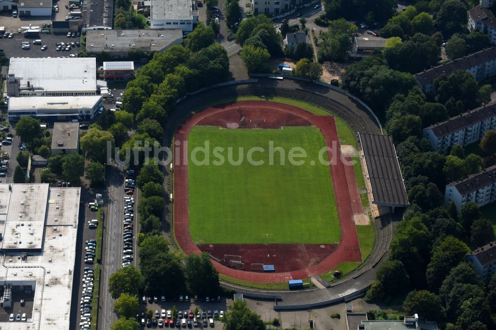 Luftbild Bonn - Sportstätten-Gelände des Stadion Sportpark Pennenfeld an der Mallwitzstraße in Bonn im Bundesland Nordrhein-Westfalen, Deutschland