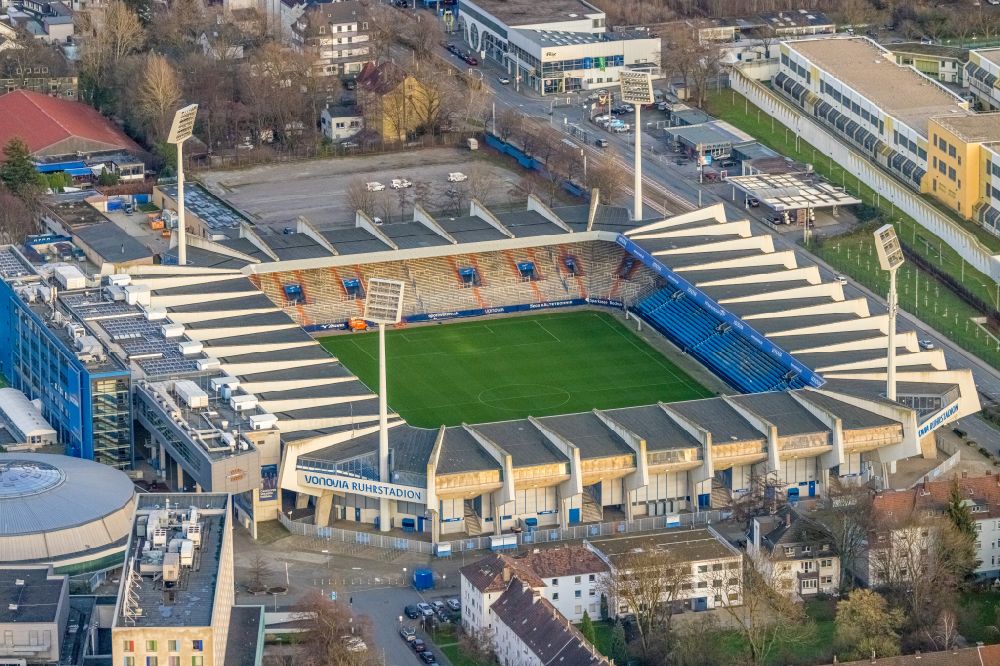 Bochum von oben - Sportstätten-Gelände Vonovia Ruhrstadion in Bochum im Bundesland Nordrhein-Westfalen