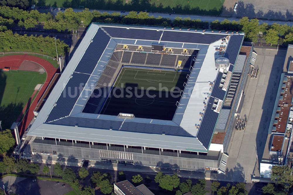 Bern aus der Vogelperspektive: Stadion - Arena des Stade de Suisse in Bern in der Schweiz