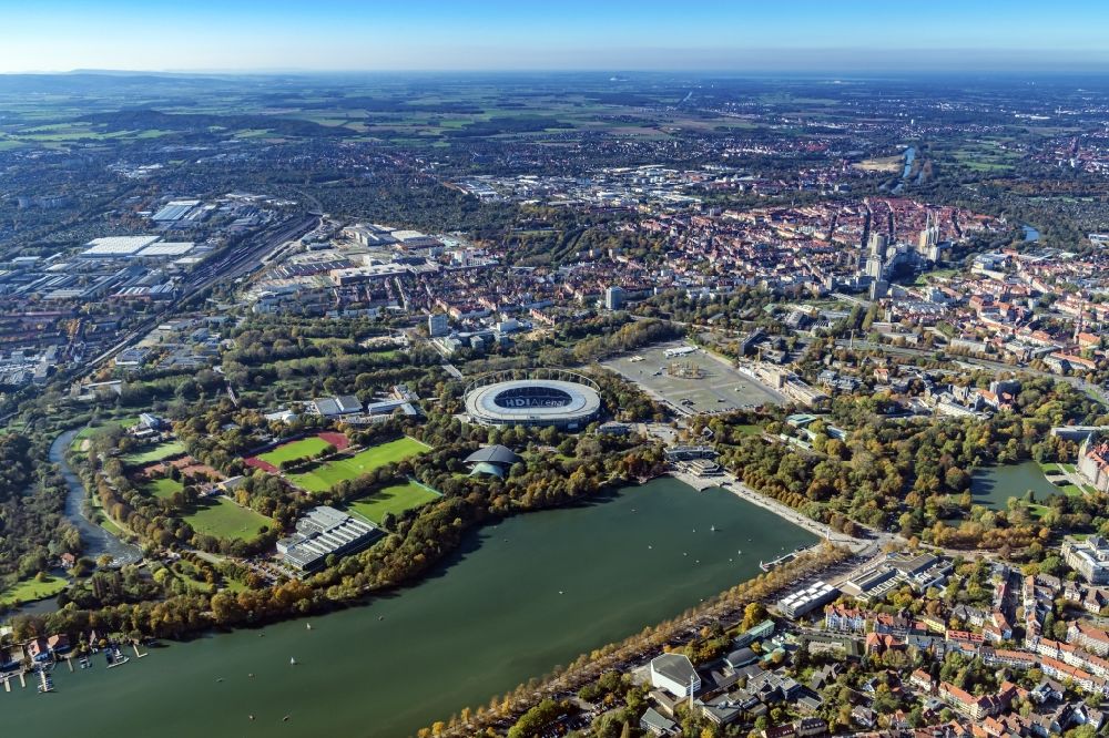 Luftaufnahme Hannover - Stadion der HDI Arena im Stadtteil Calenberger Neustadt von Hannover in Niedersachsen