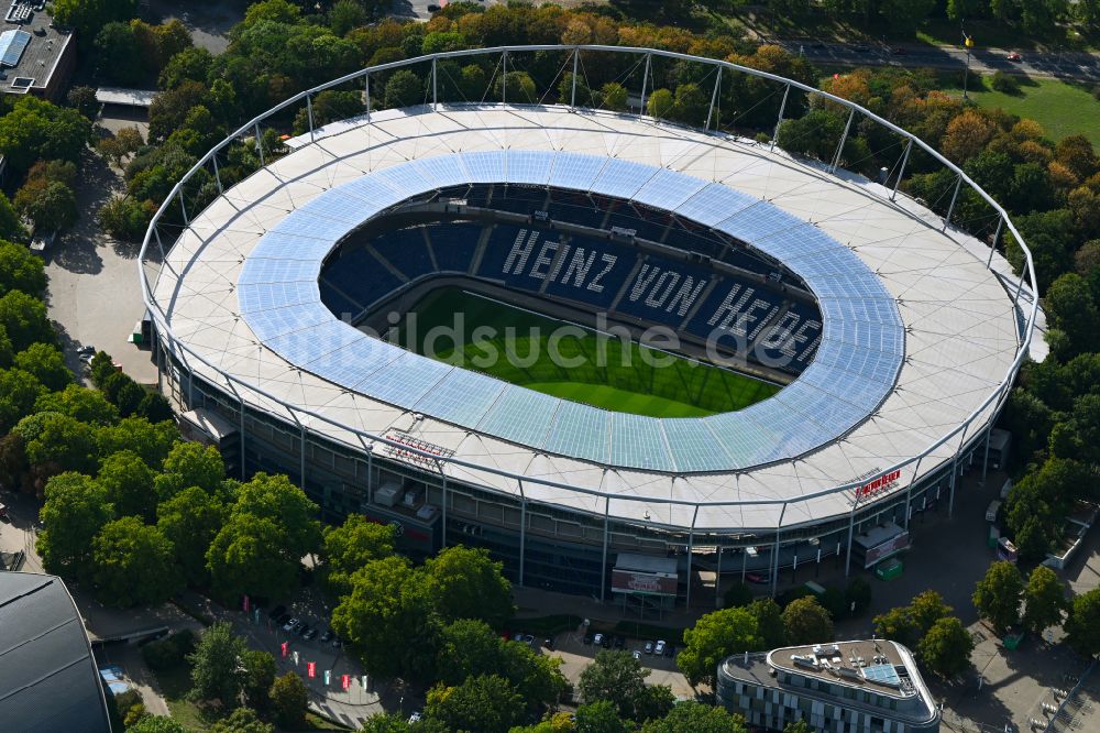 Hannover aus der Vogelperspektive: Stadion der Heinz von Heiden Arena im Stadtteil Calenberger Neustadt von Hannover in Niedersachsen