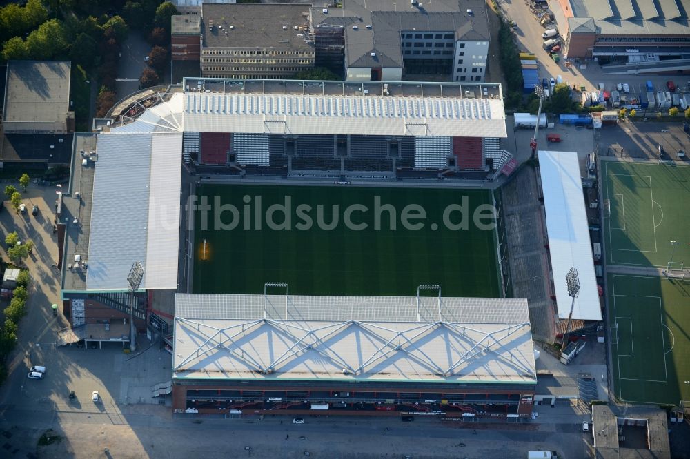 Luftbild Hamburg - Stadion Millerntor-Stadion / St. Pauli Stadion in Hamburg