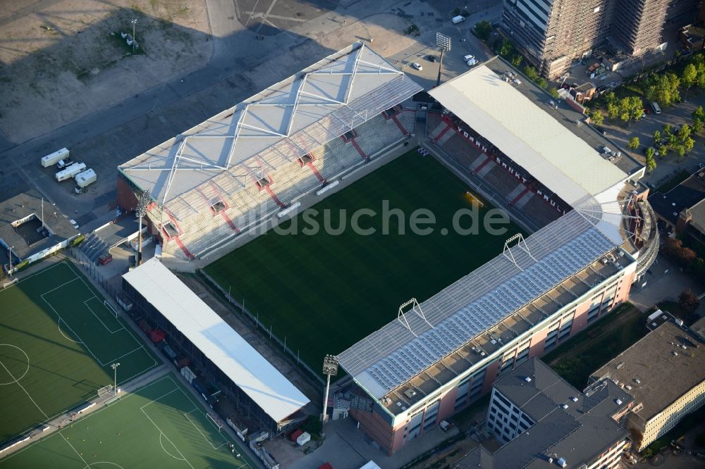 Luftaufnahme Hamburg - Stadion Millerntor-Stadion / St. Pauli Stadion in Hamburg